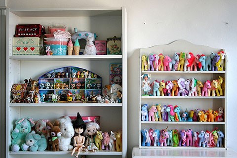 How To Make Money By Buying And Selling Collectibles | Neatstuff ...